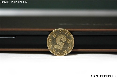 显示屏挡住散热口 戴尔灵越1440笔记本电脑集体“发烧”(图1) 显示屏挡住散热口 戴尔灵越1440笔记本电脑集体“发烧”(图1)