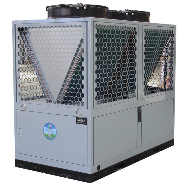 热气器的空电被愉快地湿透了。