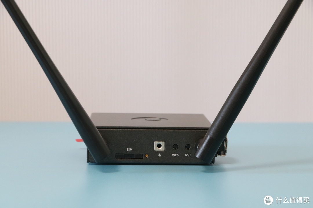 家用路由器的价格享受工业路由器的服务,蒲公英R300A路由器体验