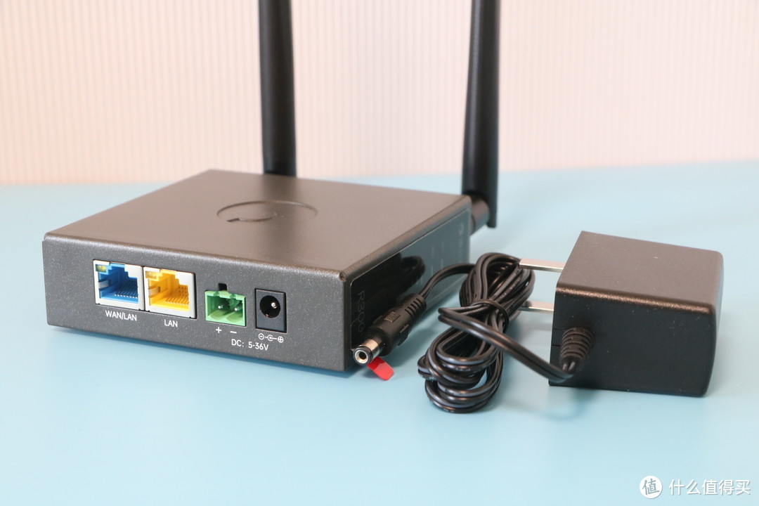 家用路由器的价格享受工业路由器的服务,蒲公英R300A路由器体验