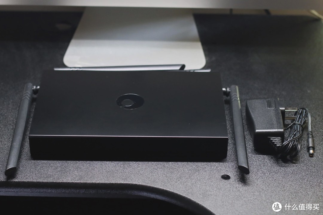 千兆组网提供流畅办公环境,蒲公英X5无线双频路由器测评