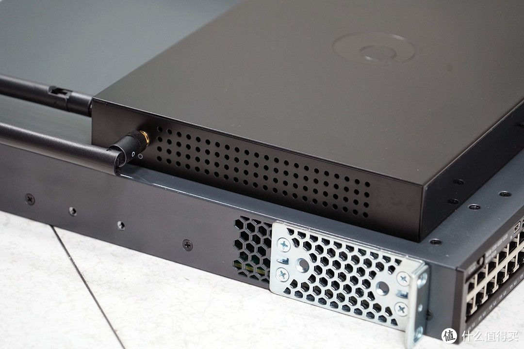 异地智能组网、网络冗余、双网配置很简单,贝锐蒲公英X6入手实测!