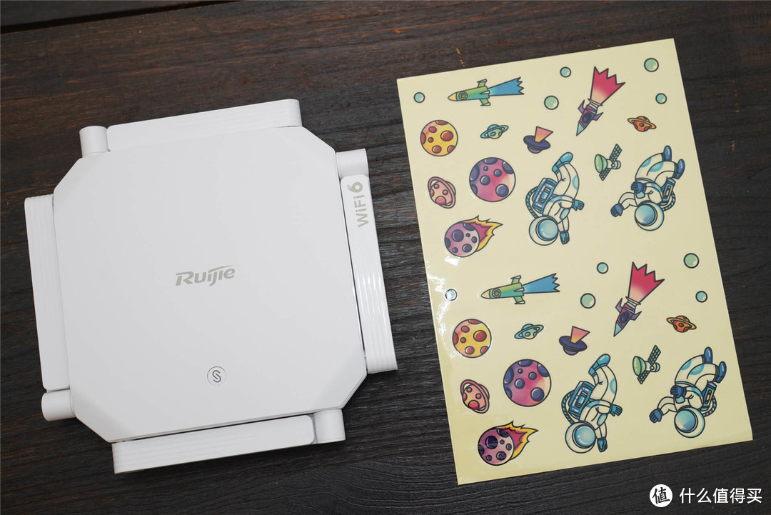 8天线WiFi6,256台设备同时上网,锐捷星耀X32评测