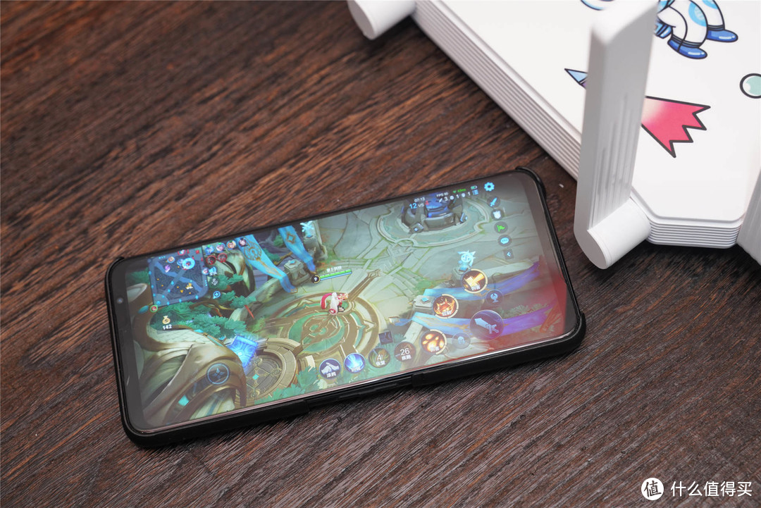 8天线WiFi6,256台设备同时上网,锐捷星耀X32评测