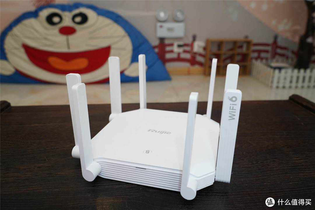 8天线WiFi6,256台设备同时上网,锐捷星耀X32评测