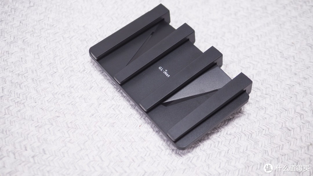 为刷机而生,首款支持原生Openwrt的WIFI 6路由器——GL-A