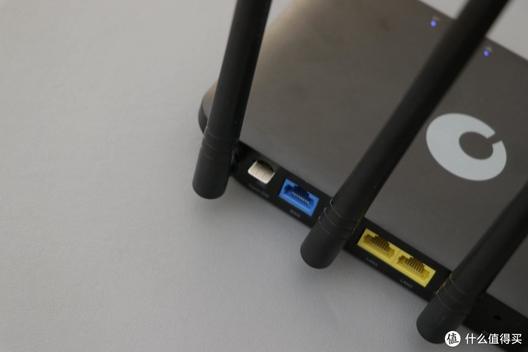 蒲公英X4C体验:4G网络直接转WiFi,竟然还能智能组网