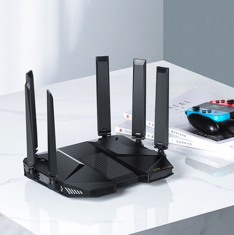 中兴 AX5400Pro 路由器今日发售:搭自研12核主芯片、2.5G 自定义网口