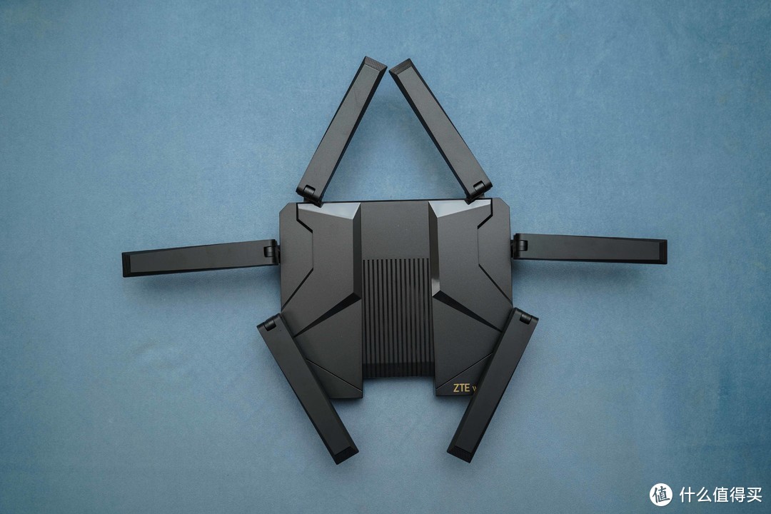 国产芯、真 2.5G 电口,中兴 AX5400 Pro WiFi6路由器体验(附 AX6 对比)