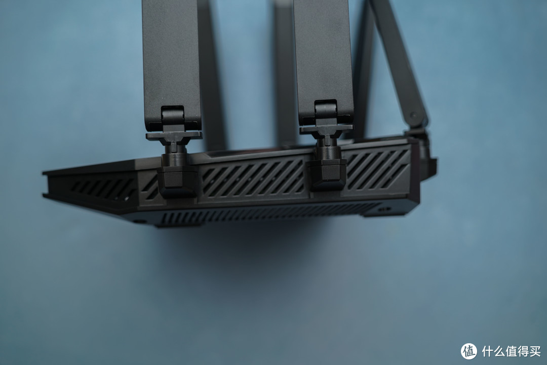 国产芯、真 2.5G 电口,中兴 AX5400 Pro WiFi6路由器体验(附 AX6 对比)