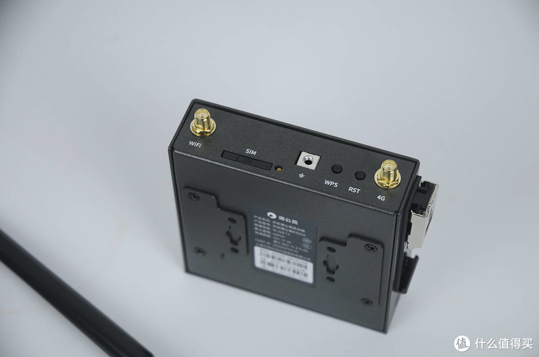 网络老出故障怎么办?支持4G的蒲公英R300A工业路由器体验