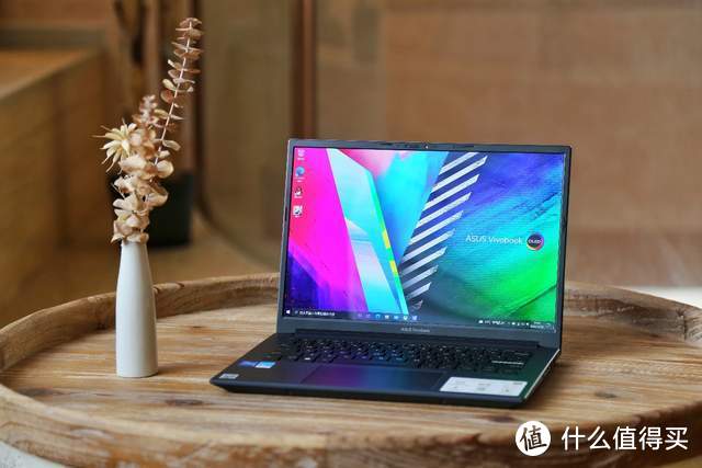 2.8K OLED屏 年轻人轻薄本新选择,华硕无畏Pro14 酷睿版体验