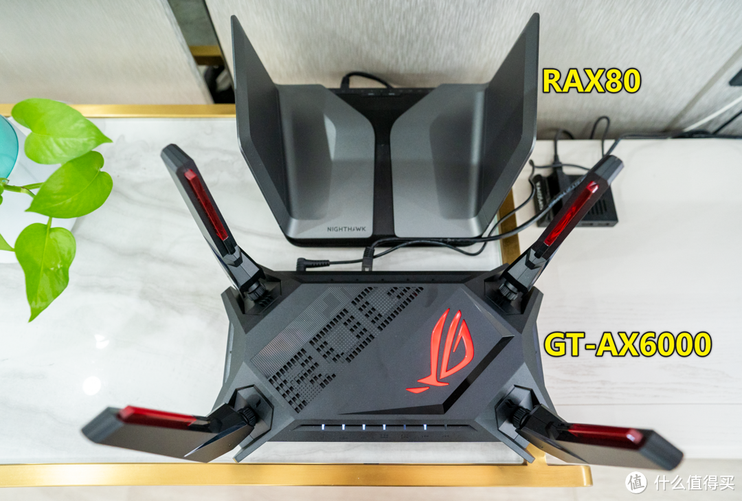 双2.5G网口,NAS、电竞必备神器:华硕ROG GT-AX6000 无线路由器开箱体验!