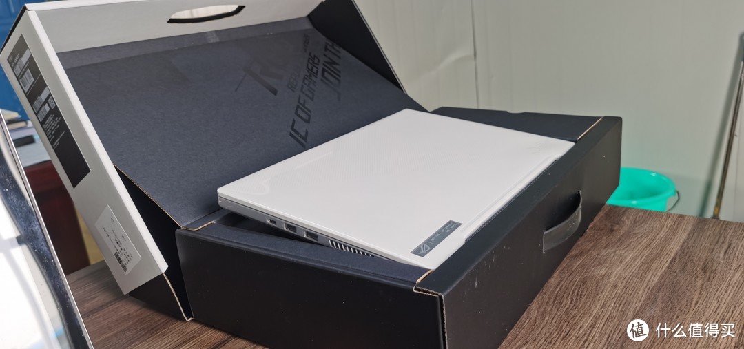 开箱自动升起的包装