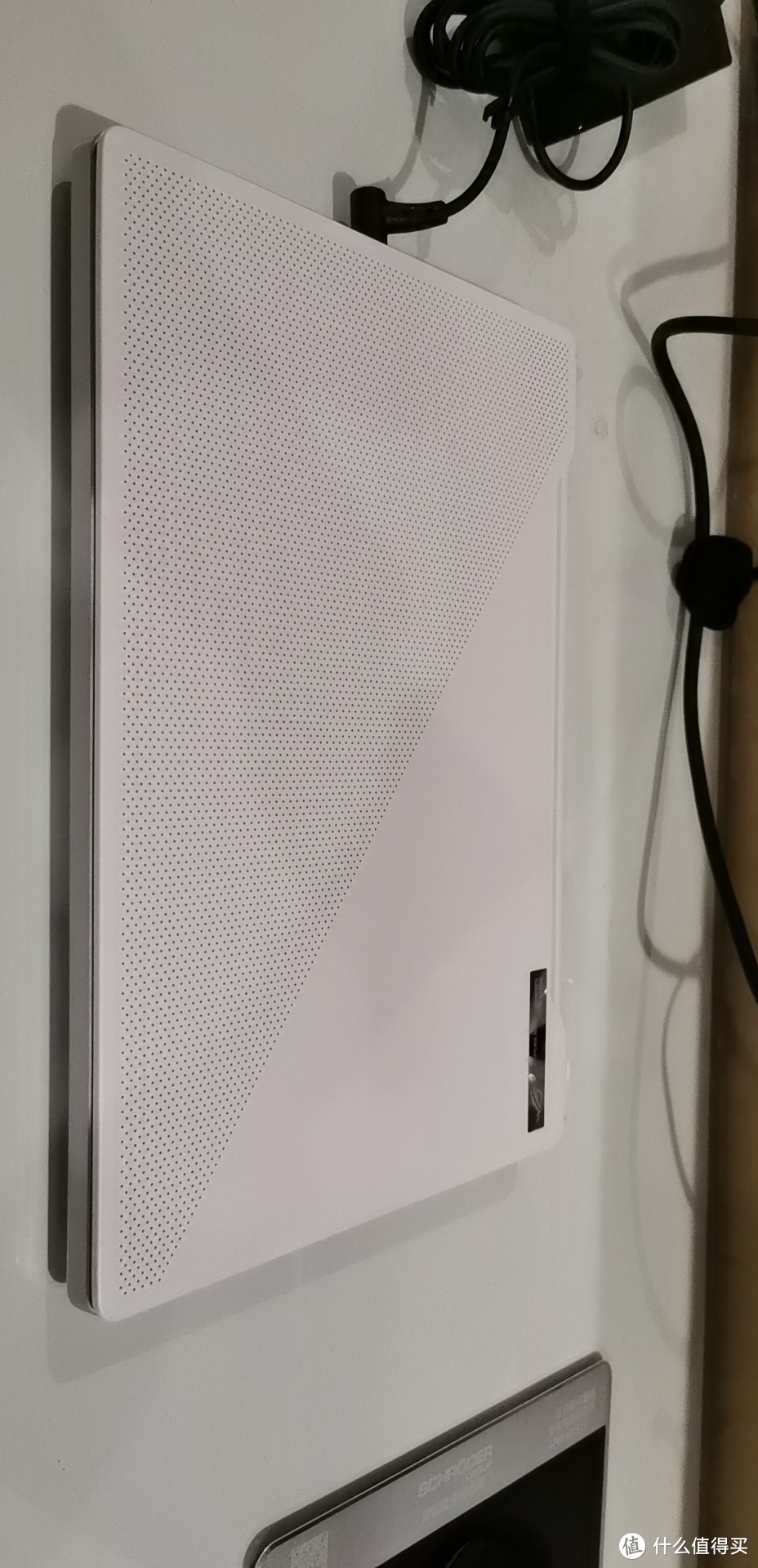 笔记本近距离外观