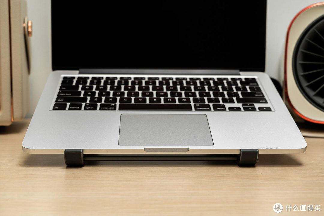 钢筋铁骨,站如松坐如钟,ORICO铝合金笔记本电脑支架体验