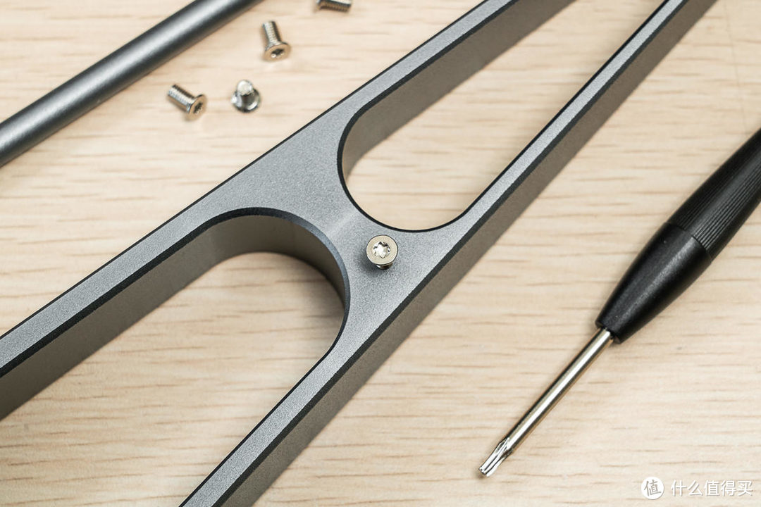 钢筋铁骨,站如松坐如钟,ORICO铝合金笔记本电脑支架体验