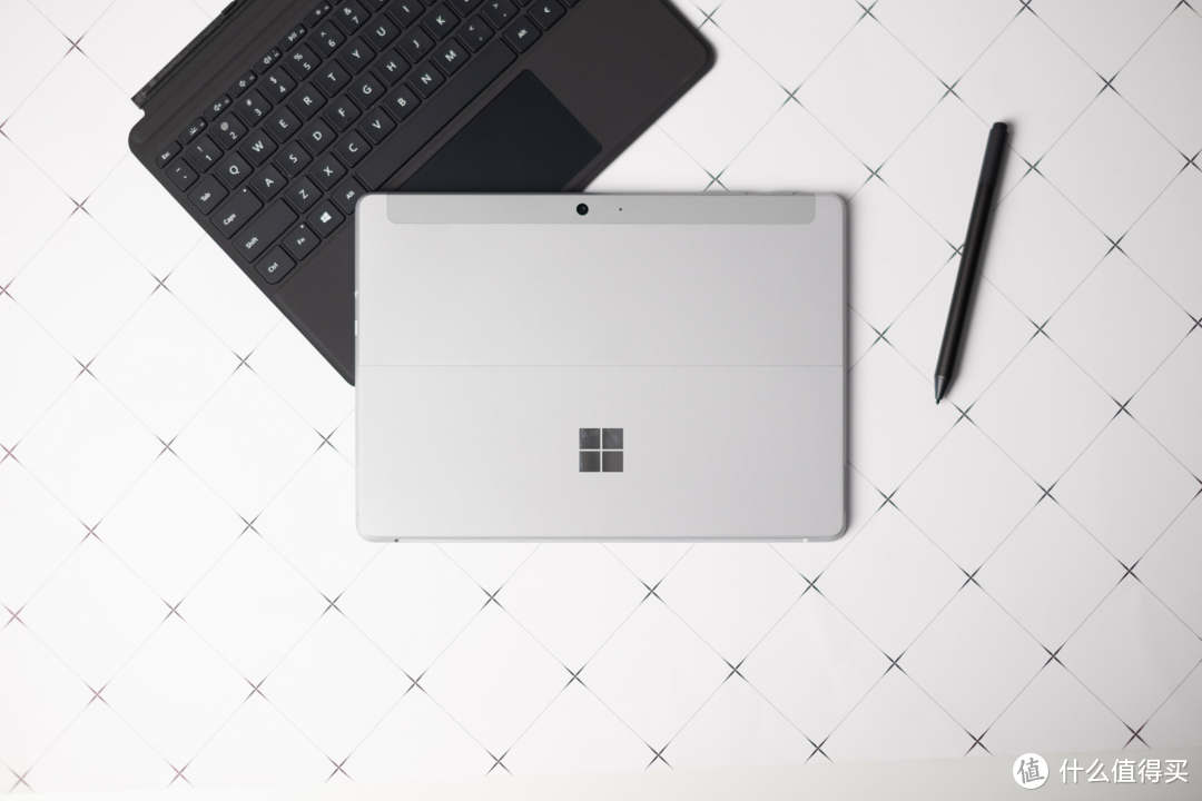 更亲民的二合一电脑,高性价比也有出色体验