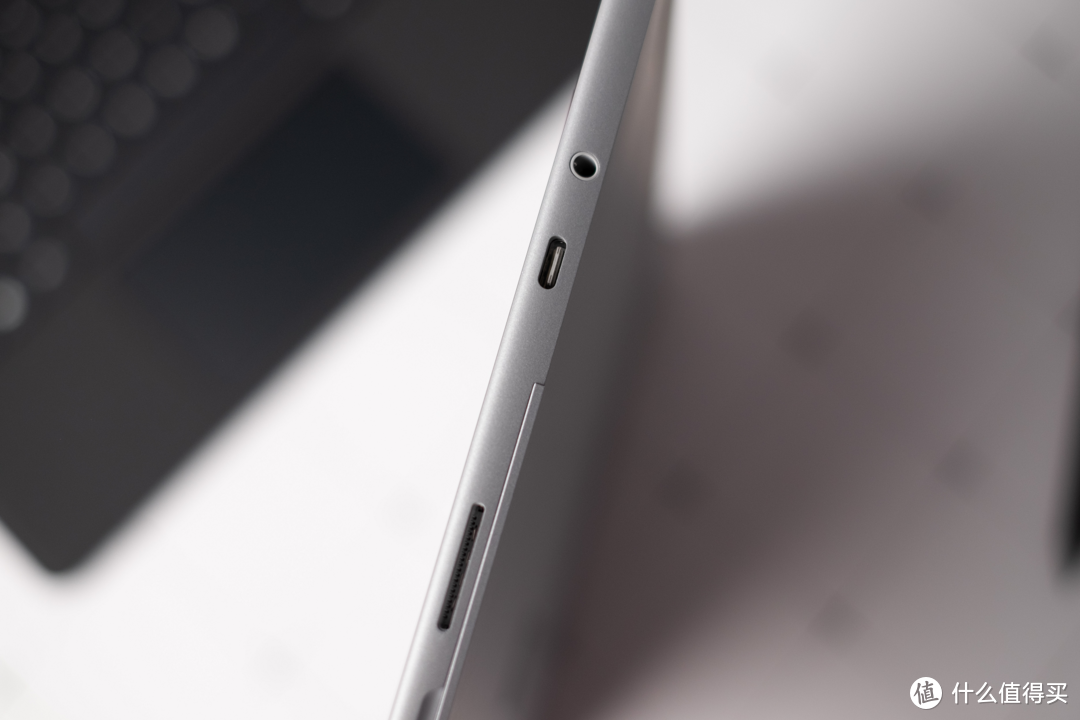 更亲民的二合一电脑,高性价比也有出色体验