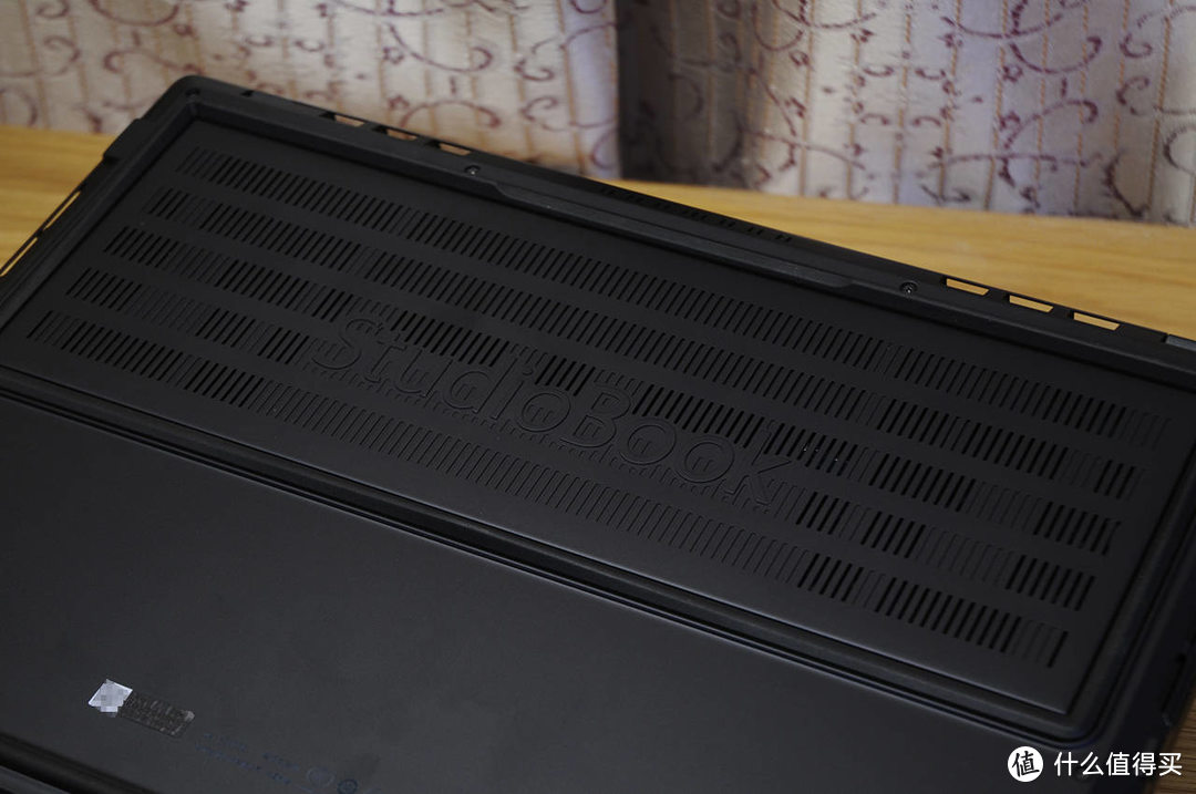 创意旋钮加持,设计师眼里的华硕ProArt 创16体验如何?