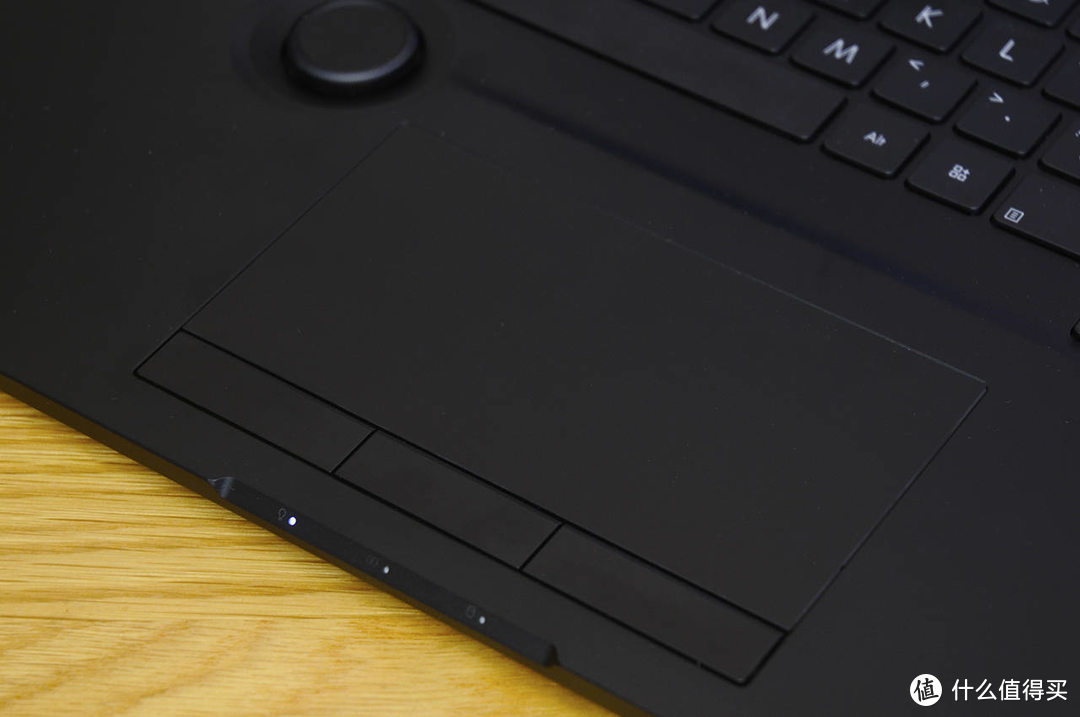 创意旋钮加持,设计师眼里的华硕ProArt 创16体验如何?