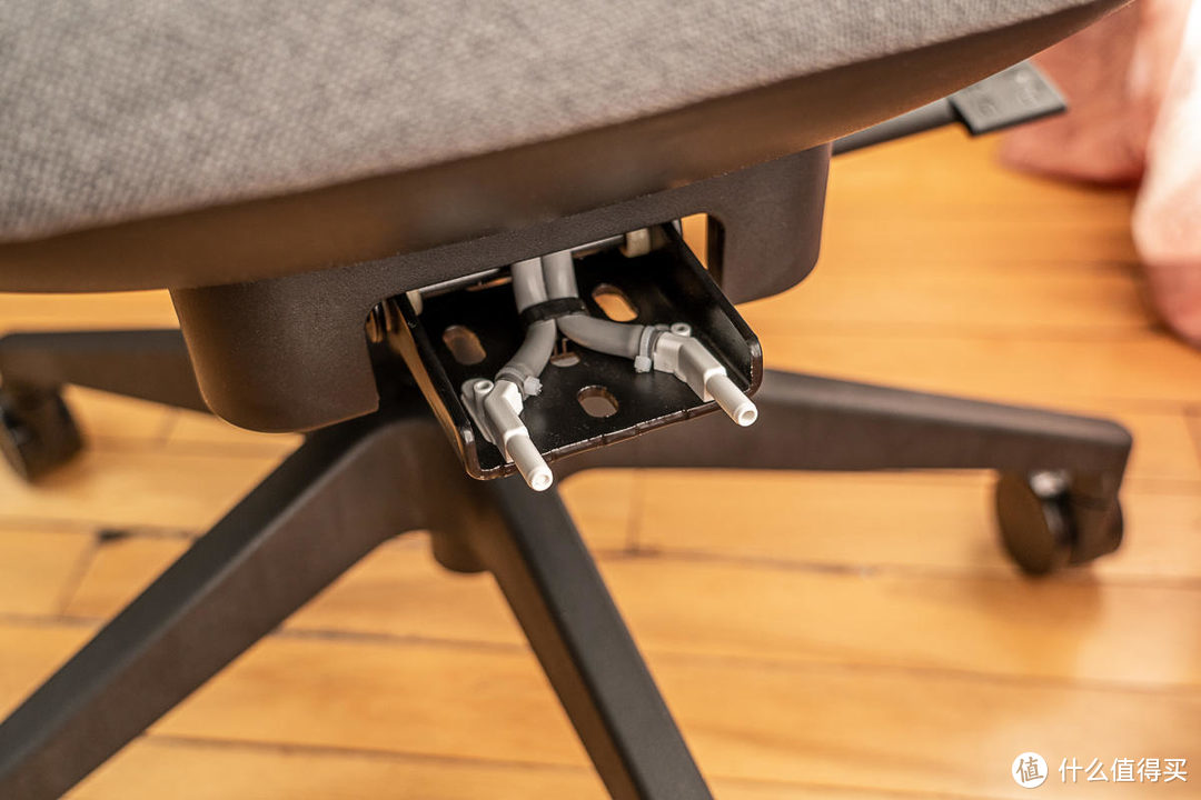 贝氪智能托腰办公椅:守护腰部健康,我是一把有灵魂的椅子