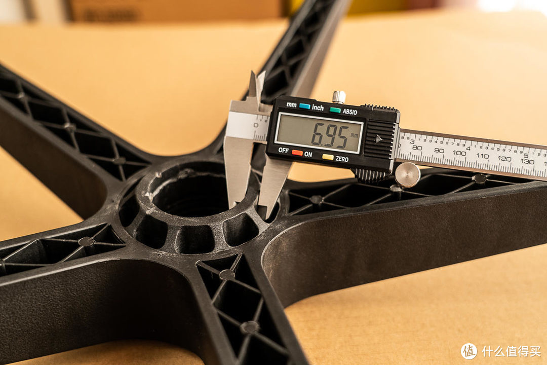 贝氪智能托腰办公椅:守护腰部健康,我是一把有灵魂的椅子