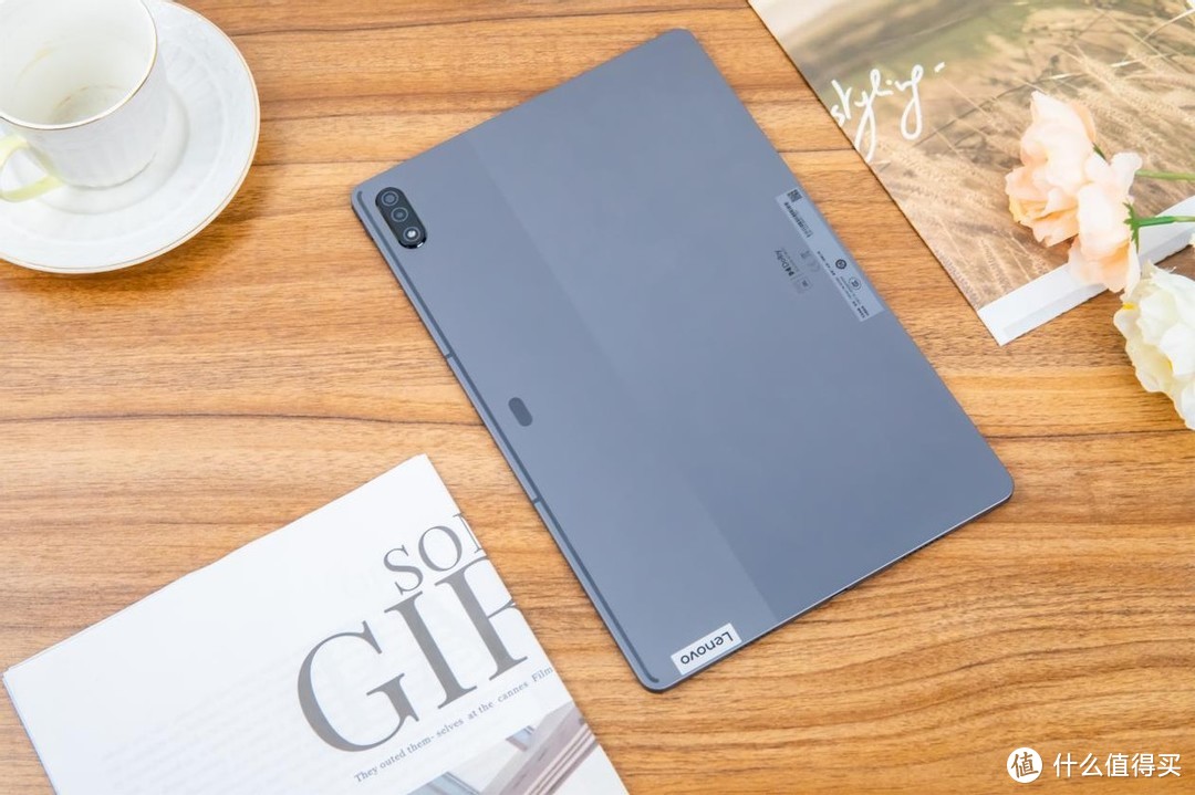 超大屏幕,满足你娱乐观影需求的小新Pad Pro