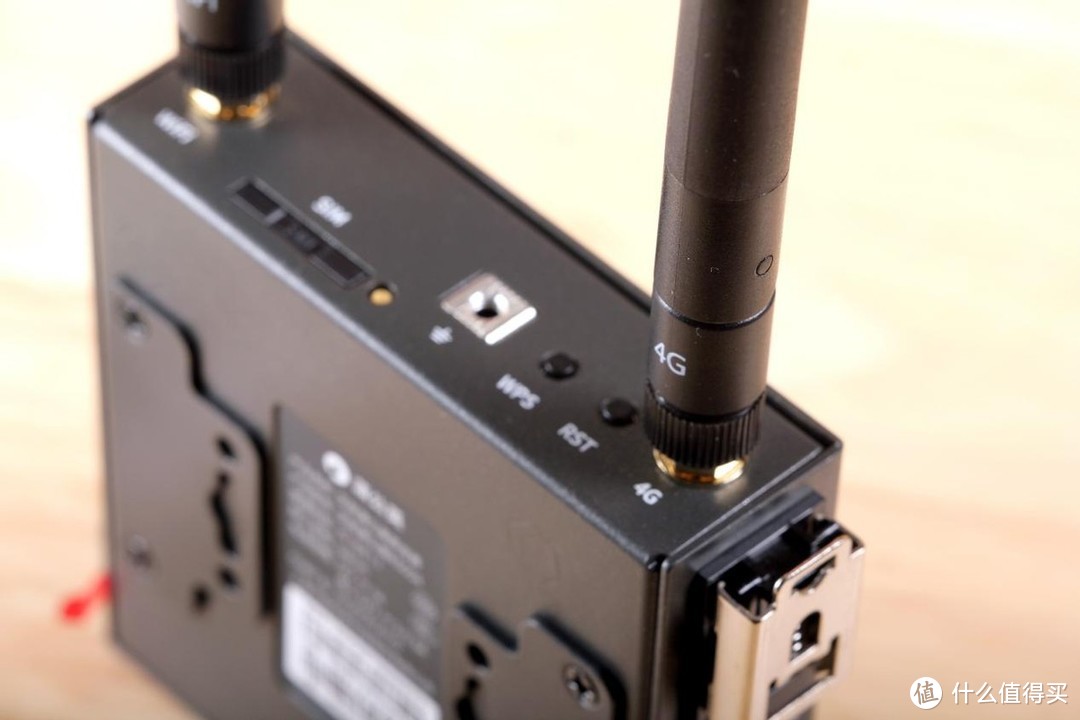 工业级别4G无线路由器,蒲公英R300A体验,性能强扩展性高