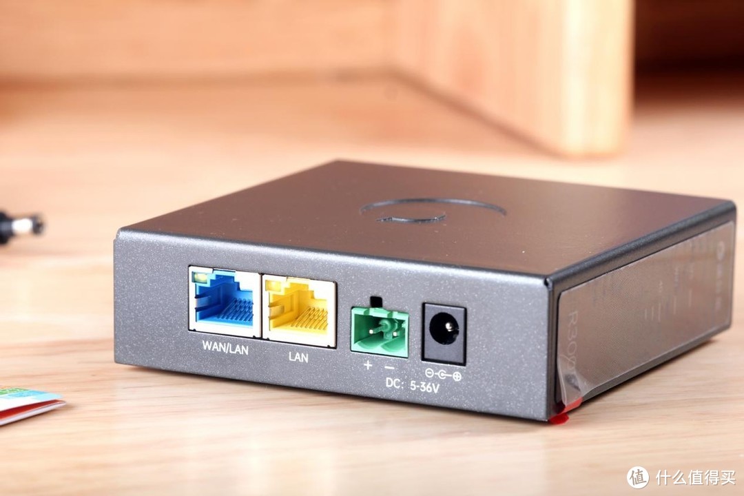 工业级别4G无线路由器,蒲公英R300A体验,性能强扩展性高