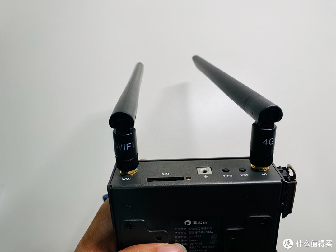 工业级4G路由器开箱,实战蒲公英R300A智能组网