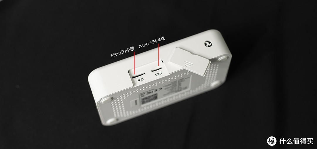 搭载OpenWRT的4G路由器,还可当轻量NAS,GL.inet XE300随身WIFI体验!