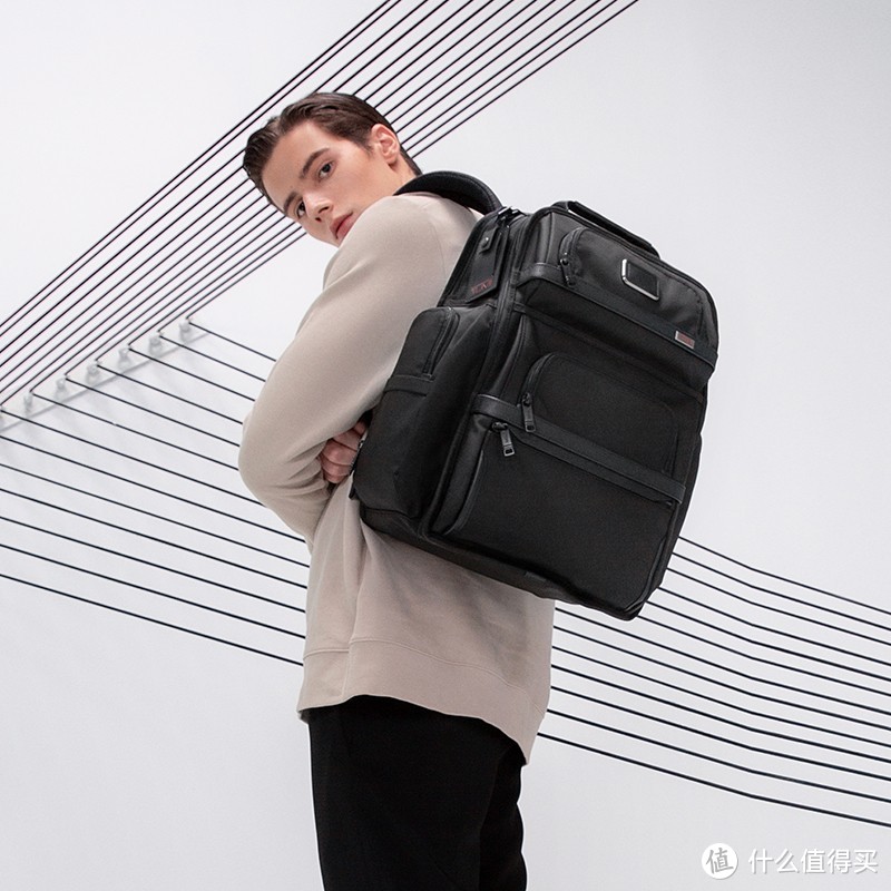 TUMI双肩包、行李箱怎么选?一篇看完全系列(篇1)