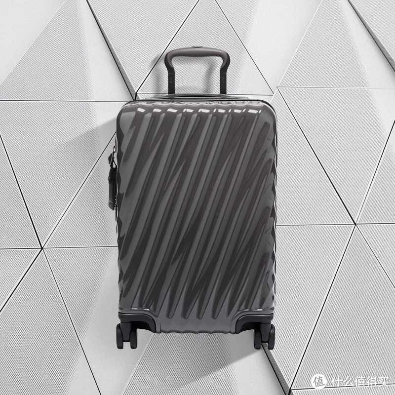 TUMI双肩包、行李箱怎么选?一篇看完全系列(篇1)