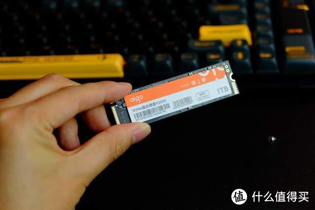 旧电脑狂喜！aigo P2000真香