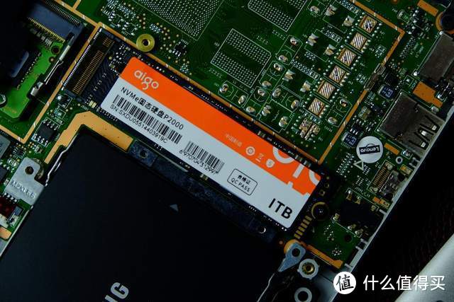 旧电脑狂喜！aigo P2000真香