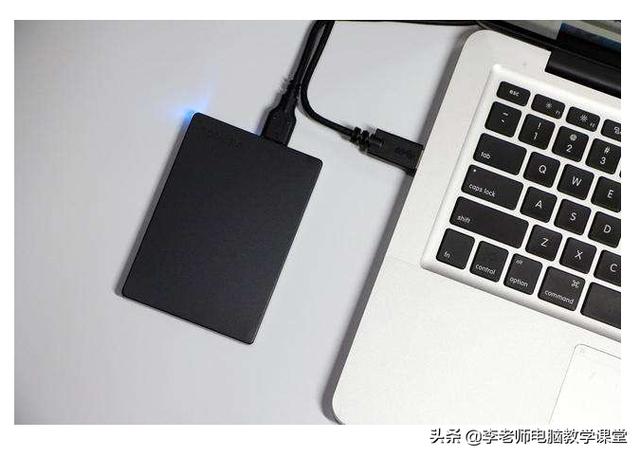 电脑中重要文件太多，怎么备份安全？