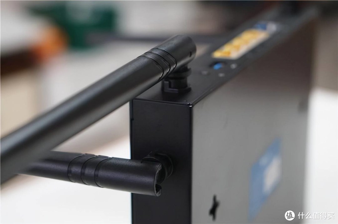 千兆双频WiFi6,还能异地组网,什么神仙路由器只卖三百多?