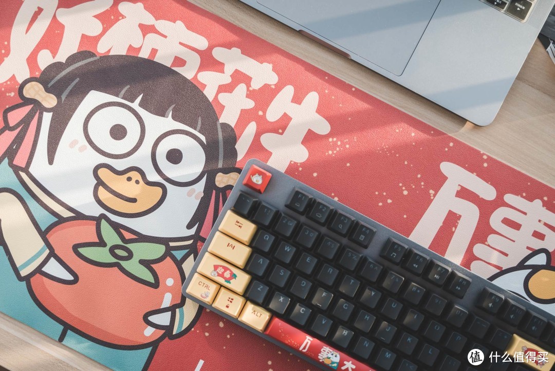 罗技K845机械键盘,爱网游戏的人一定会爱上的键盘