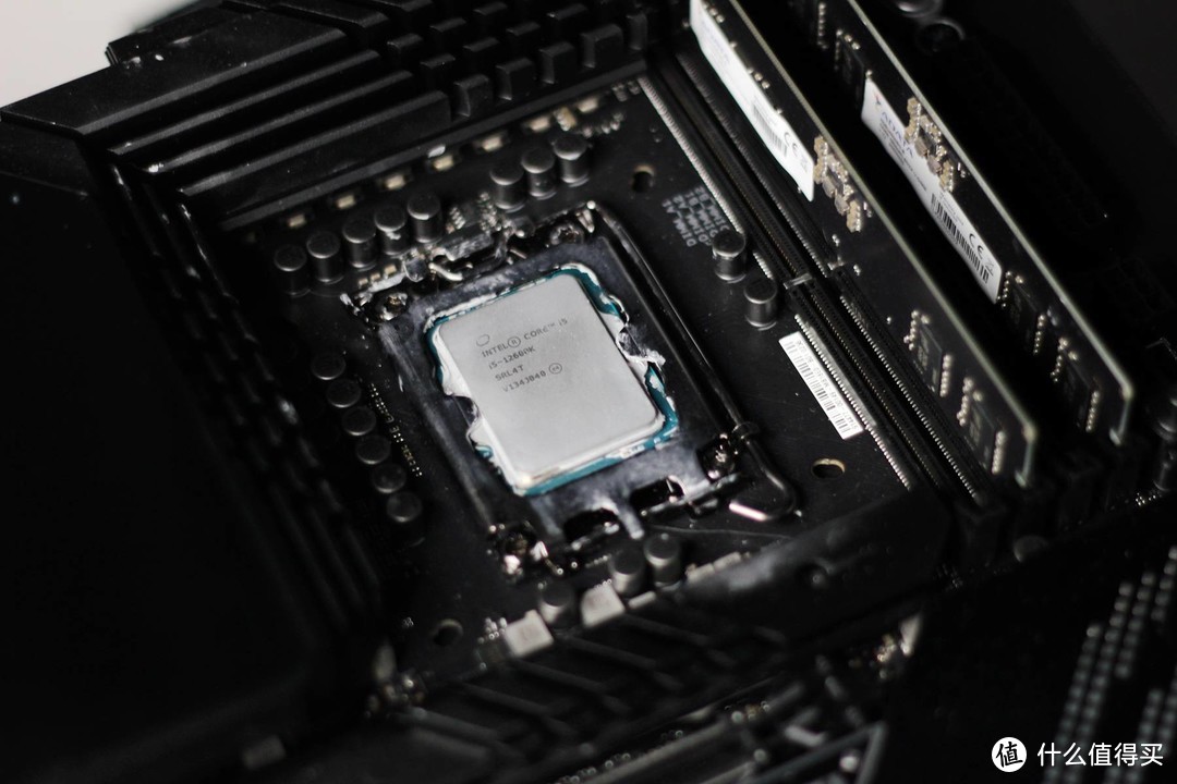 2021年畅玩3A大作的均衡游戏PC之选?i5-12600K + RTX 3060Ti