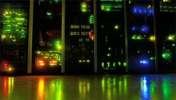 未来Win10电脑只剩显示屏，真正的盘算位于数据中央插图