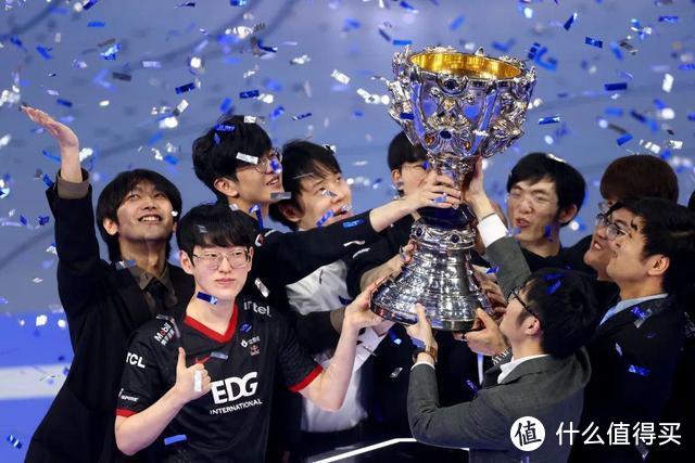 双十二全新组装电脑只要 3700 元起,了解一下哈