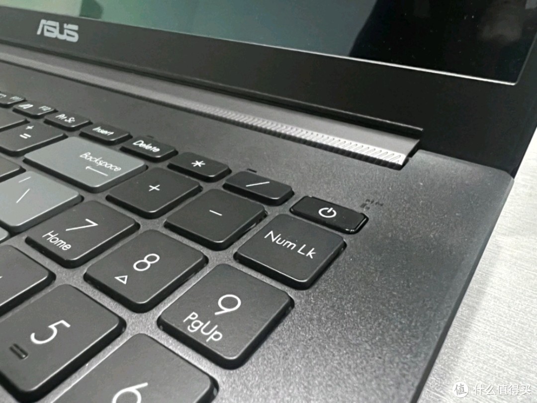 适合创作的笔记本电脑(视频剪辑创作新人)