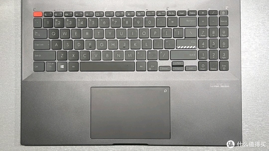 适合创作的笔记本电脑(视频剪辑创作新人)