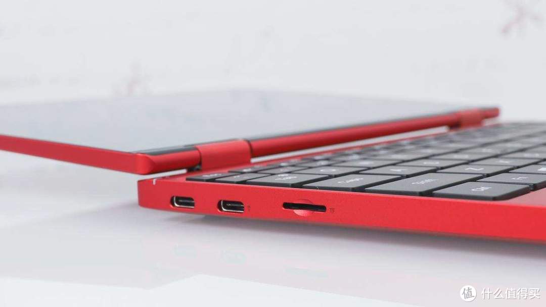 又一款掌上迷你电脑诞生！壹号本四代锦鲤限量版图赏，能文善武