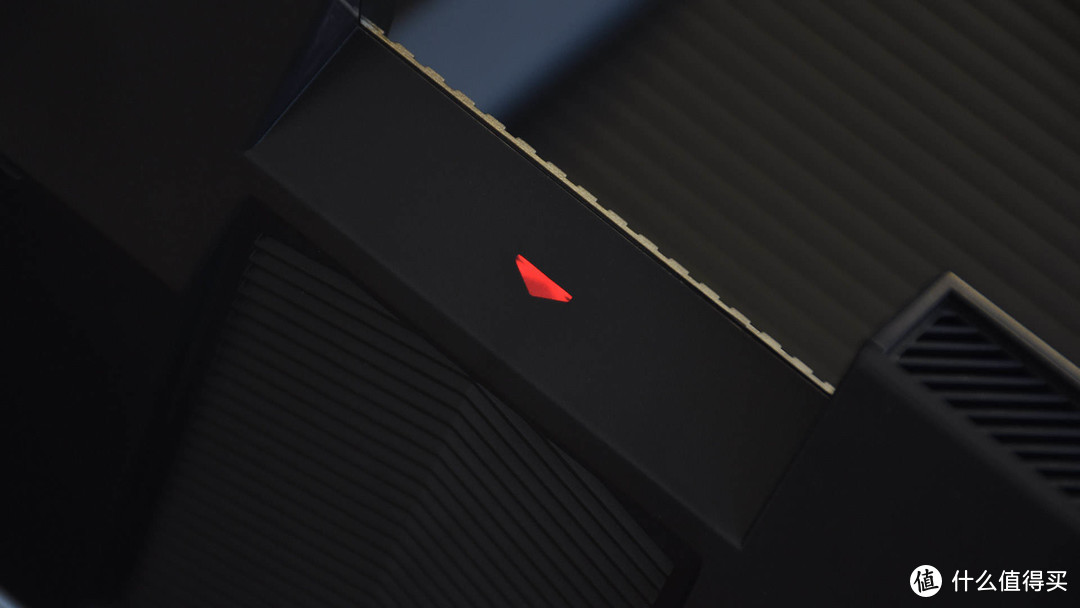 中兴AX5400 Pro双频千兆路由器：酷炫机甲风 强劲硬实力