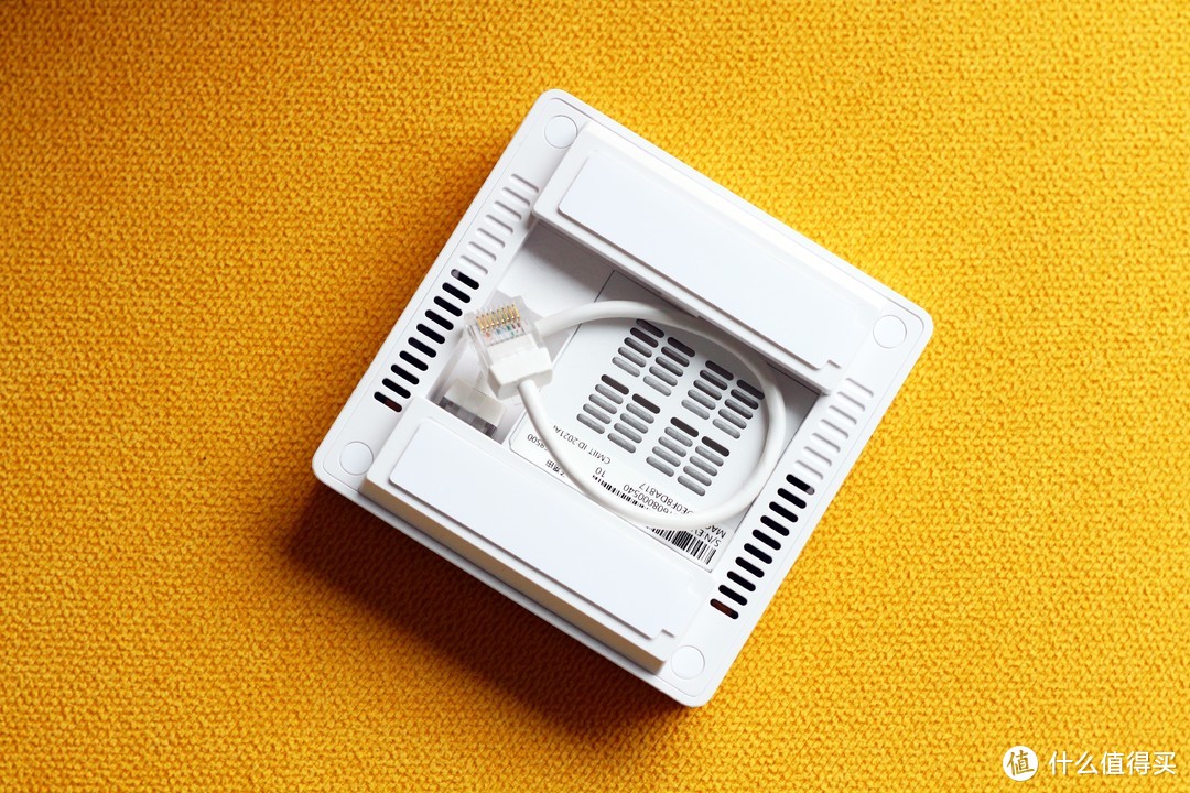 全屋无死角实现WiFi 6+，华为路由器H6深度解决大平层信号差问题