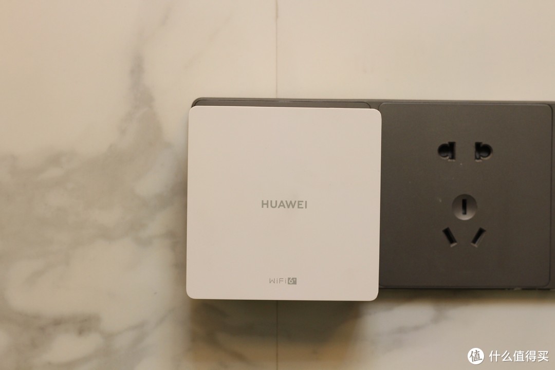 全屋无死角实现WiFi 6+，华为路由器H6深度解决大平层信号差问题