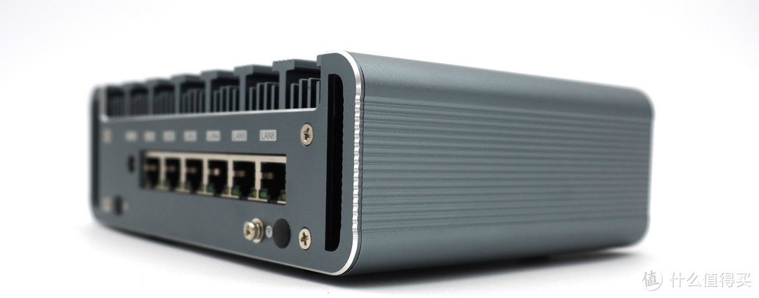 我的HomeServer搭建小记：ESXI+OpenWrt+Windows10+Linux