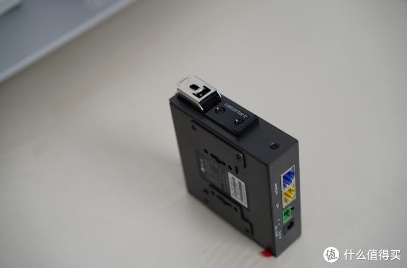 不用拉宽带也能高速上网——蒲公英R300A 4G路由器体验